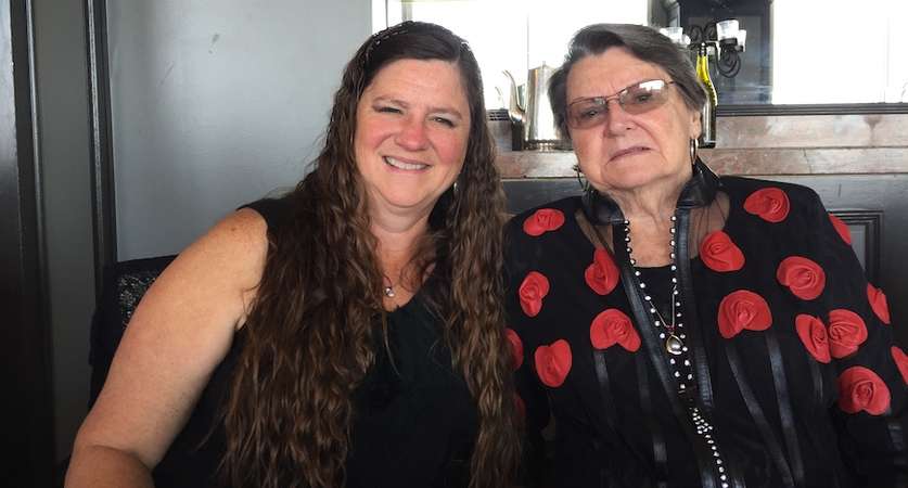 Donor Denise Watkins with her mother, Genelia Phillips. 